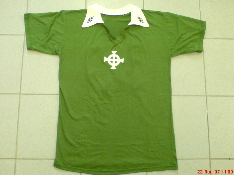 maillot de irlande du nord domicile 1974-1976 pas cher