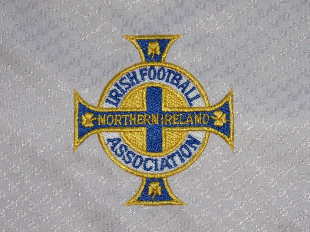maillot de irlande du nord exterieur 1996-1997 pas cher