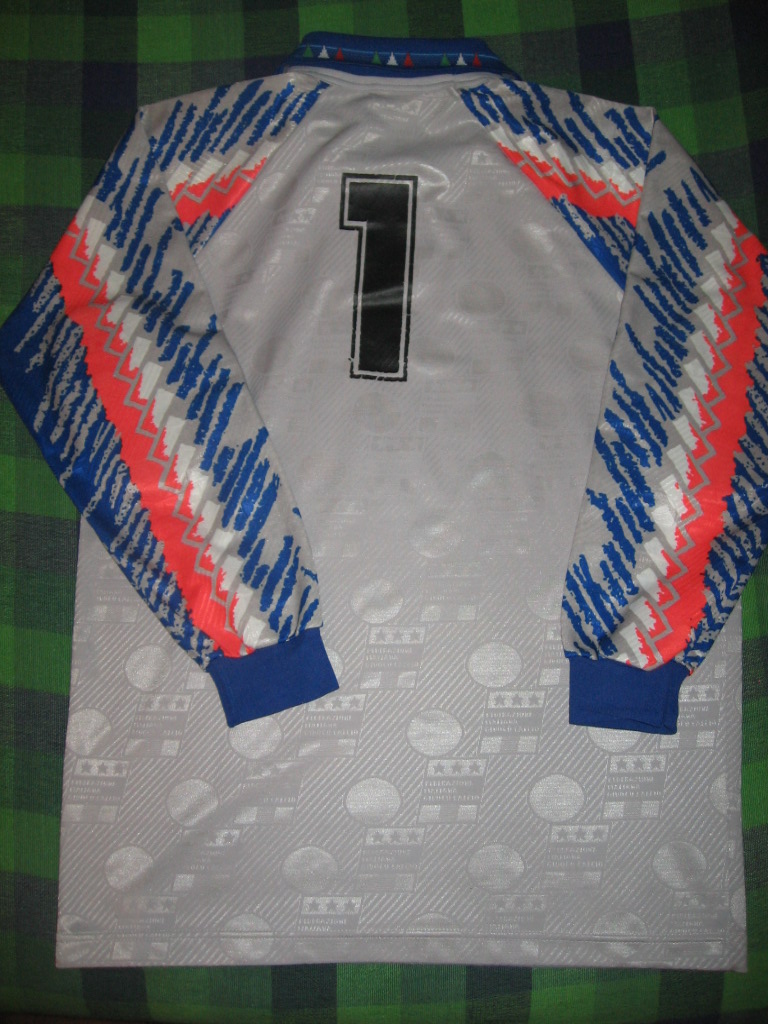 maillot de italie gardien 1993-1995 pas cher maillot de italie gardien 1993-1995 pas cher