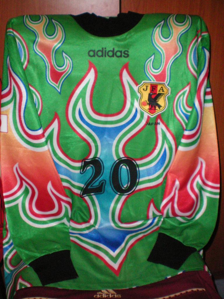 maillot de japon gardien 1997-1998 rétro