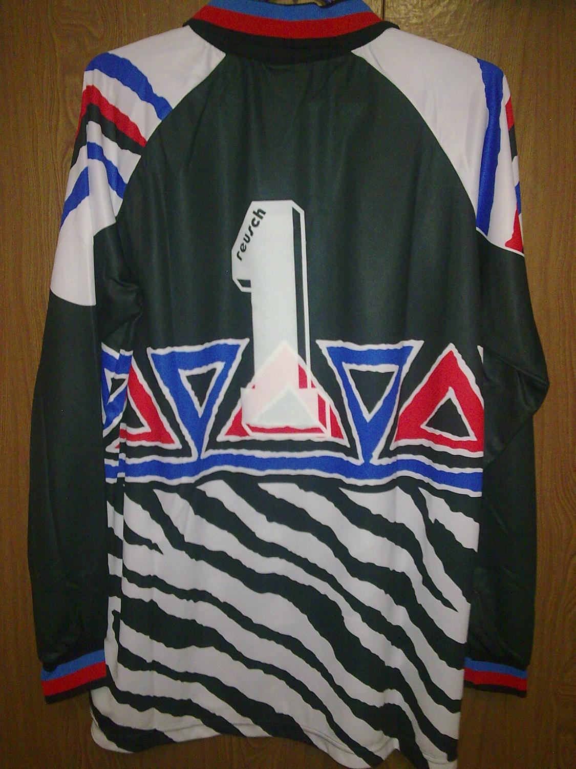 maillot de juventus fc gardien 1993-1994 pas cher maillot de juventus fc gardien 1993-1994 pas cher