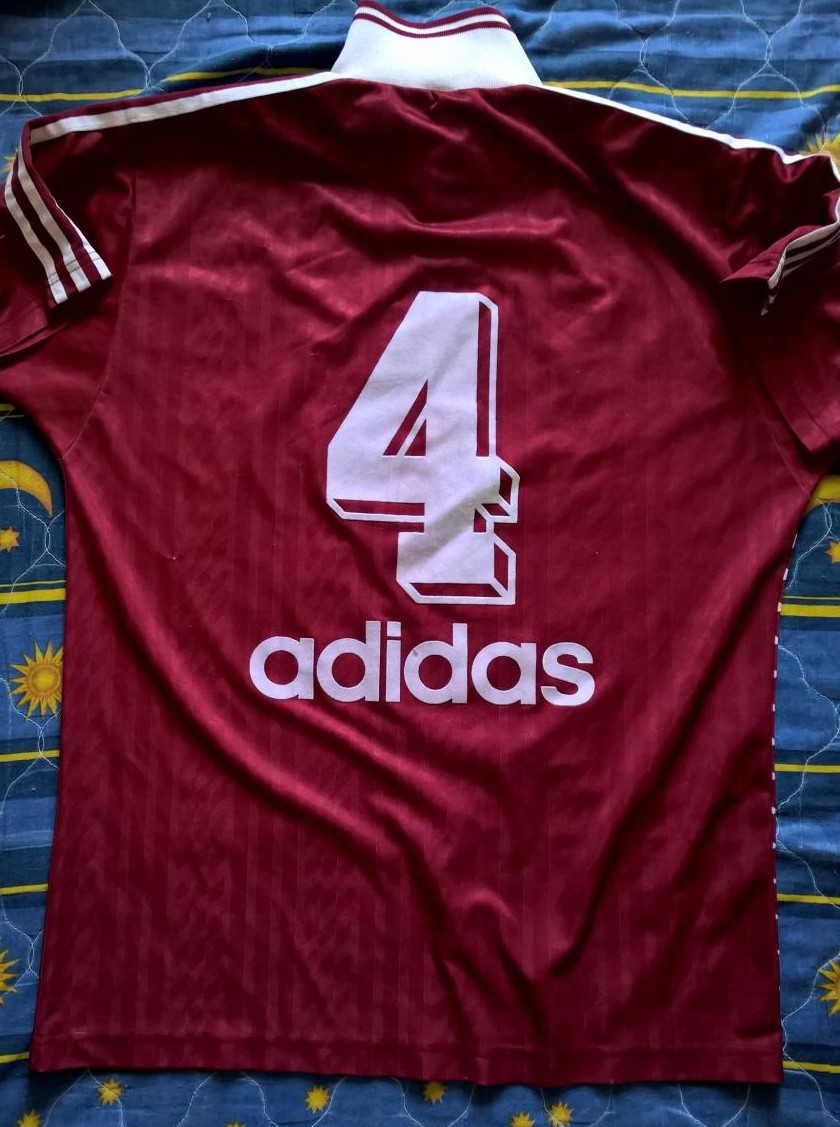 maillot de lask linz exterieur 1994-1995 pas cher maillot de lask linz exterieur 1994-1995 pas cher