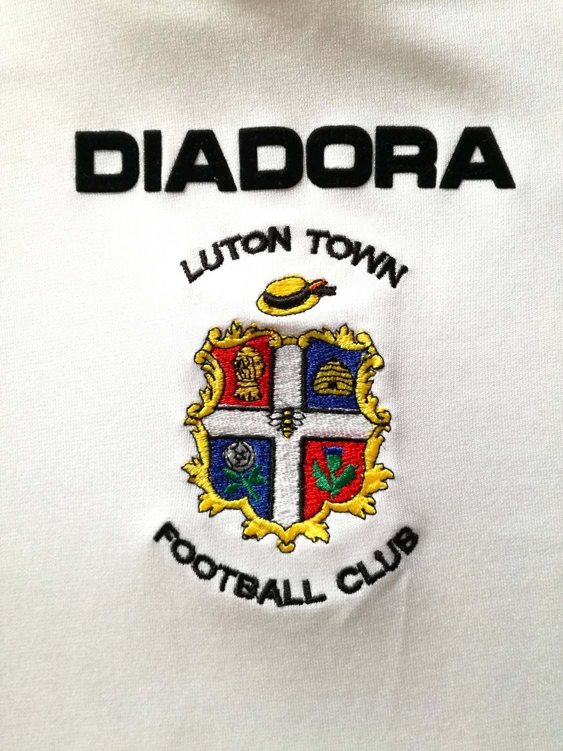 maillot de luton town domicile 2005-2007 rétro