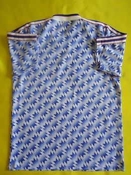 maillot de manchester united exterieur 1990-1992 pas cher maillot de manchester united exterieur 1990-1992 pas cher