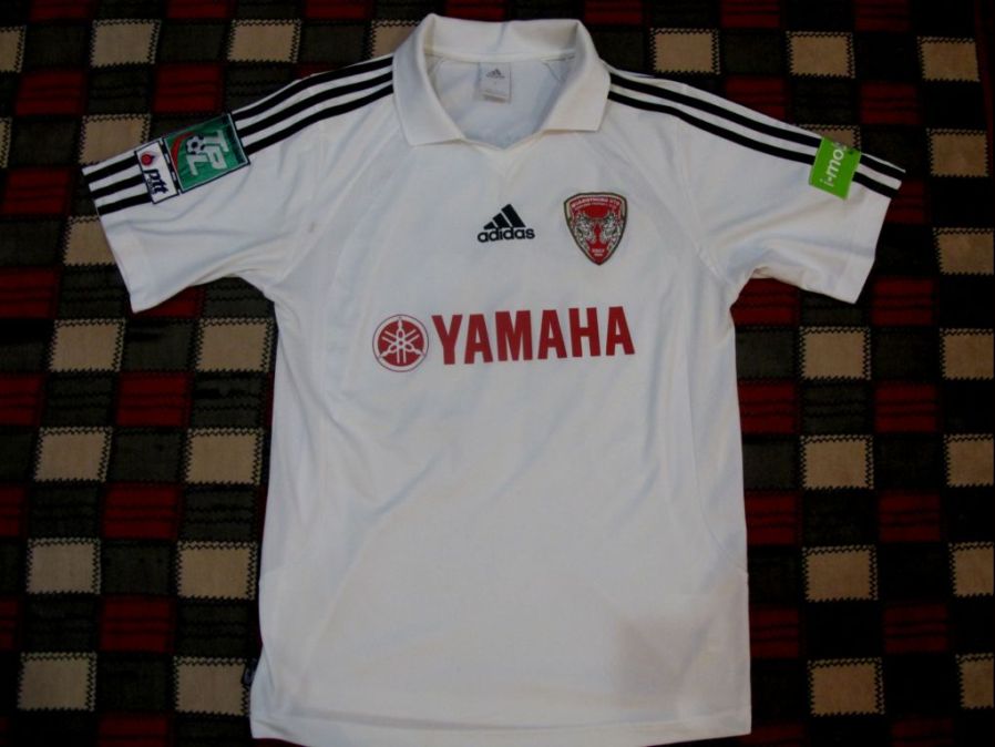 maillot de muangthong united exterieur 2009-2010 rétro