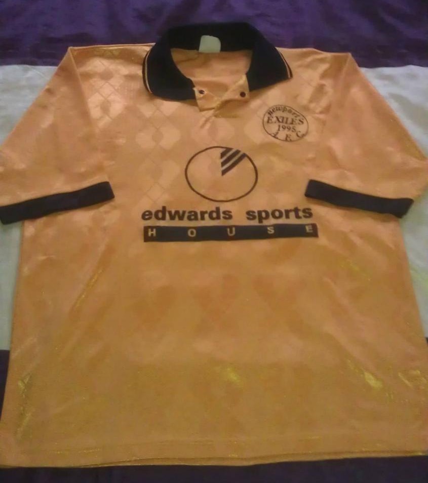 maillot de newport county afc domicile 1995-1996 rétro