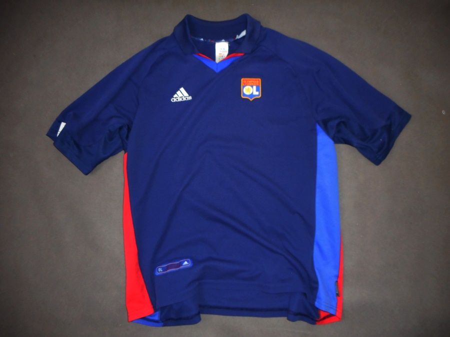 maillot de ol exterieur 2001-2002 rétro