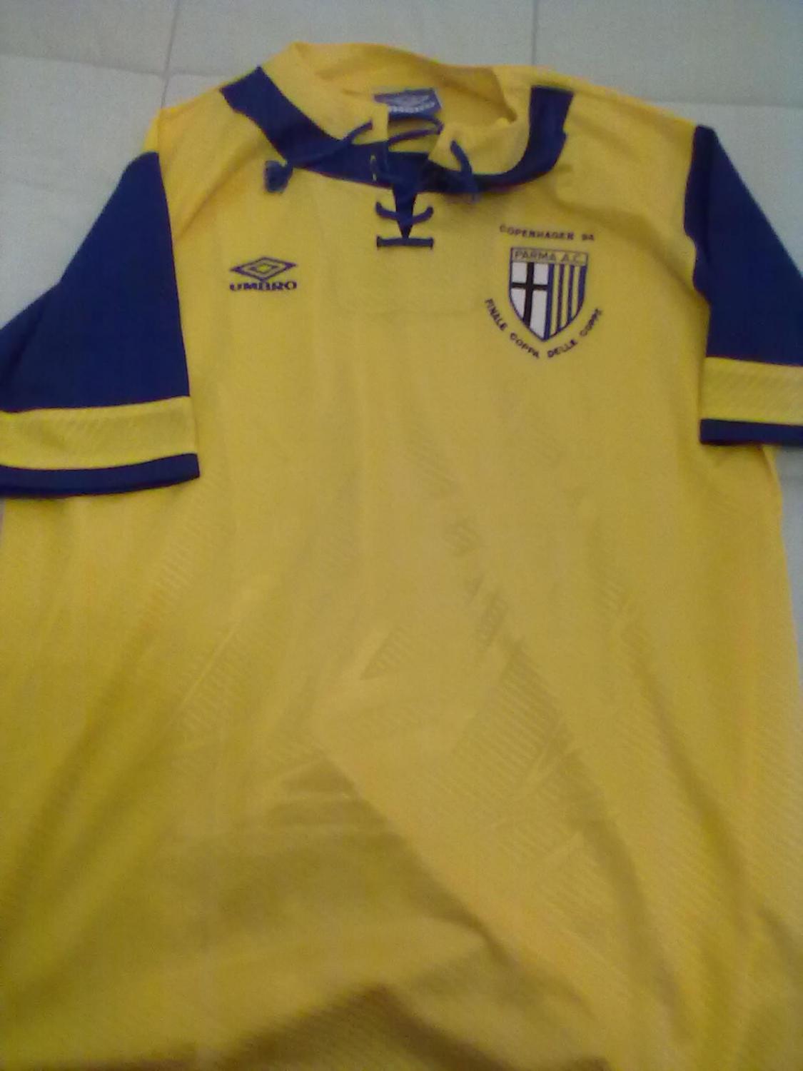 maillot de parma particulier 1993-1994 rétro