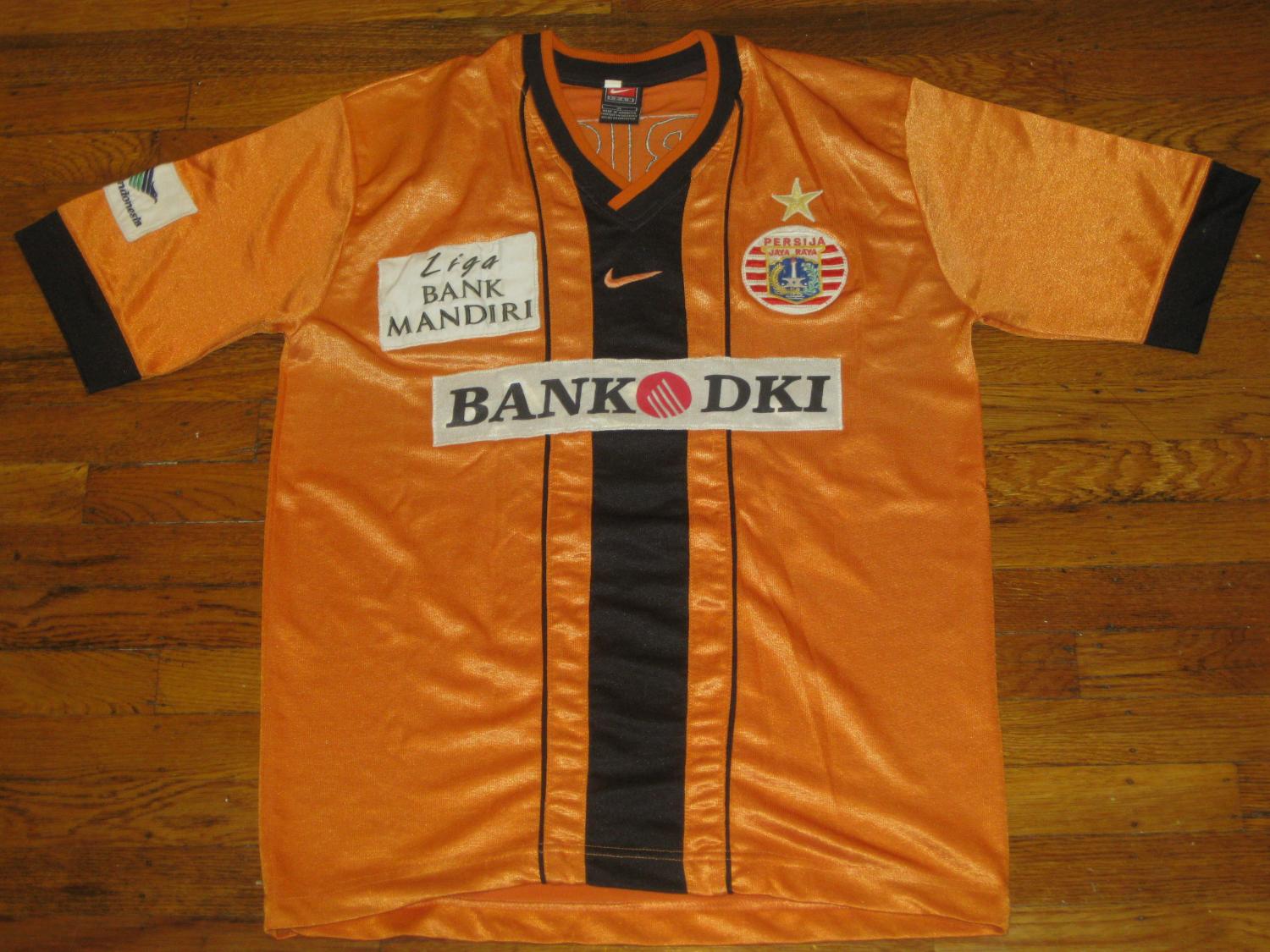 maillot de persija jakarta domicile 2002-2003 rétro