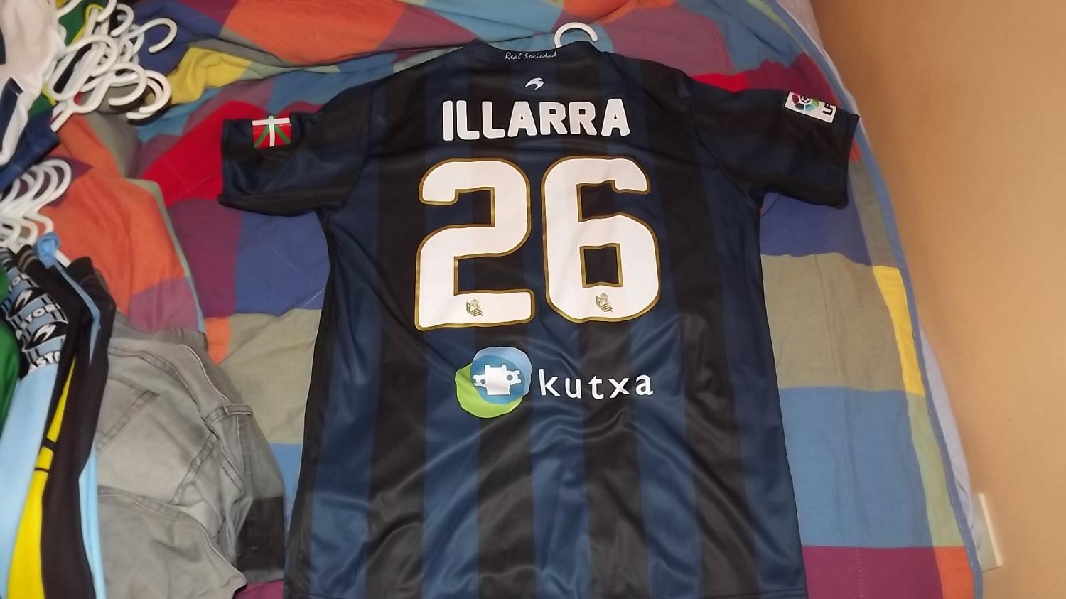 maillot de real sociedad exterieur 2010-2011 rétro maillot de real sociedad exterieur 2010-2011 rétro