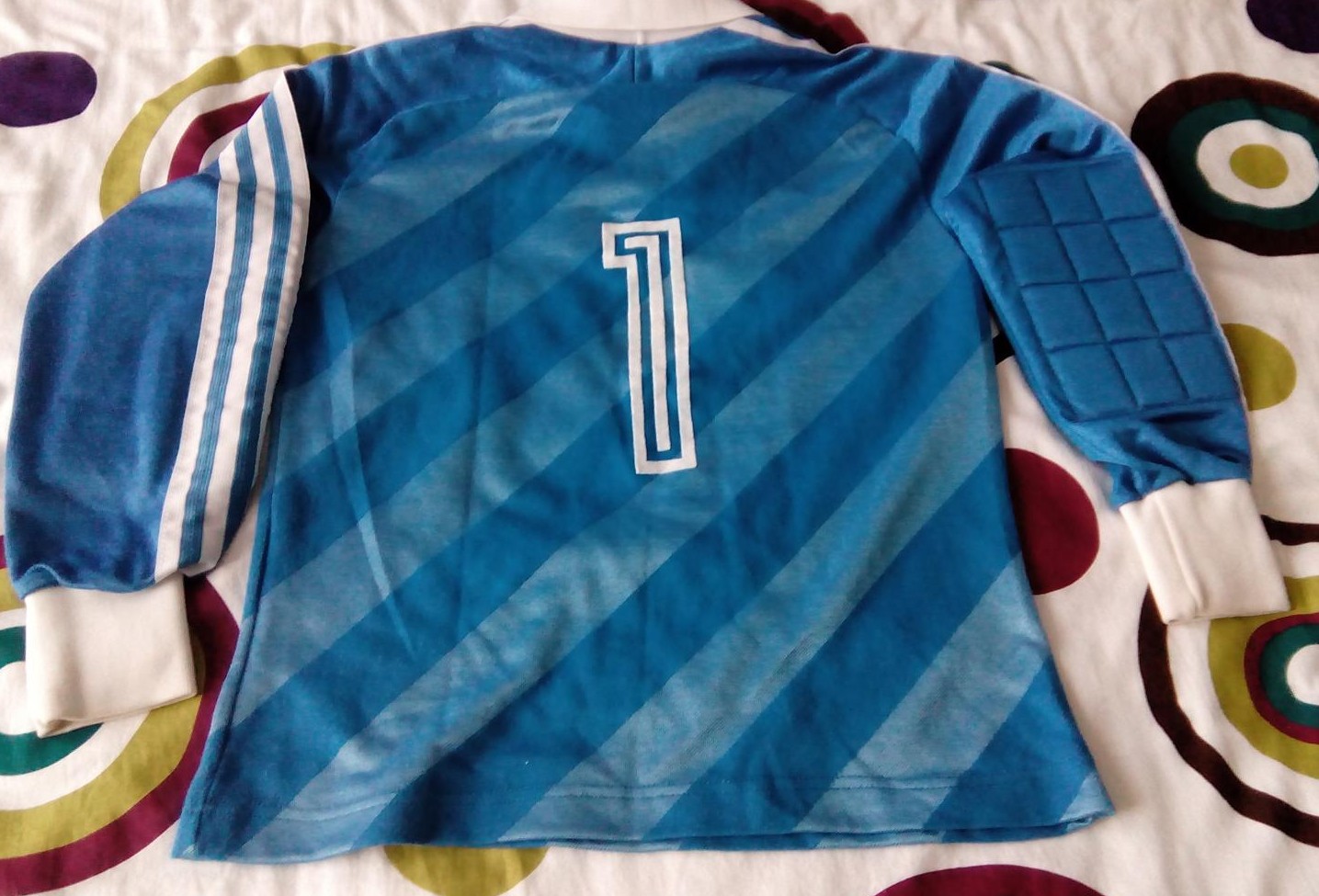 maillot de real sociedad gardien 1985-1987 rétro maillot de real sociedad gardien 1985-1987 rétro