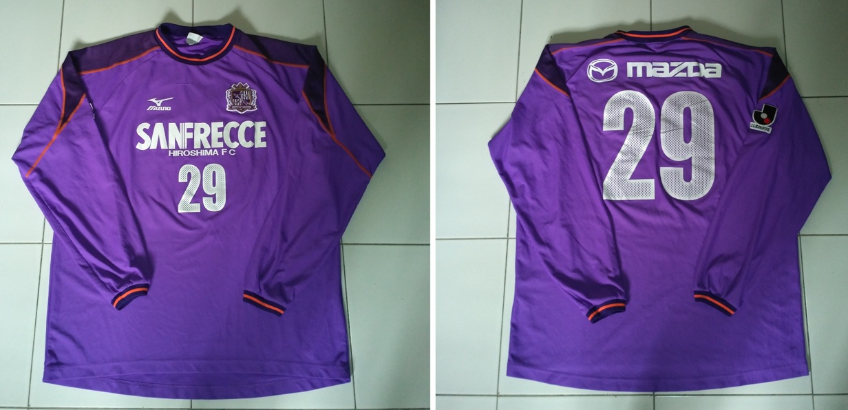 maillot de sanfrecce hiroshima domicile 2005-2006 rétro