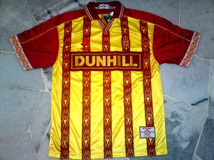 maillot de selangor fa domicile 1999 rétro