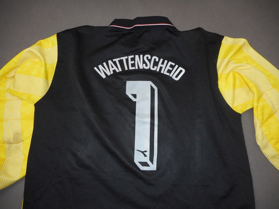 maillot de SG Wattenscheid 09 gardien 1992-1994 pas cher maillot de SG Wattenscheid 09 gardien 1992-1994 pas cher