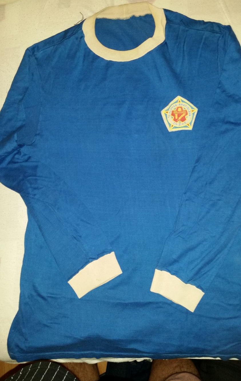 maillot de slovan bratislava domicile 1969 rétro