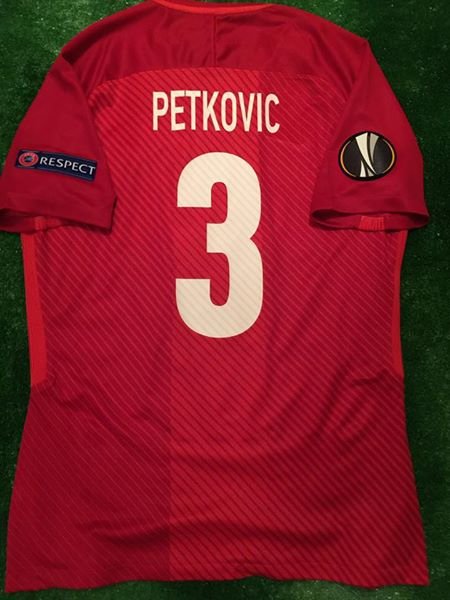 maillot de spartak moscou réplique 2017-2018 rétro
