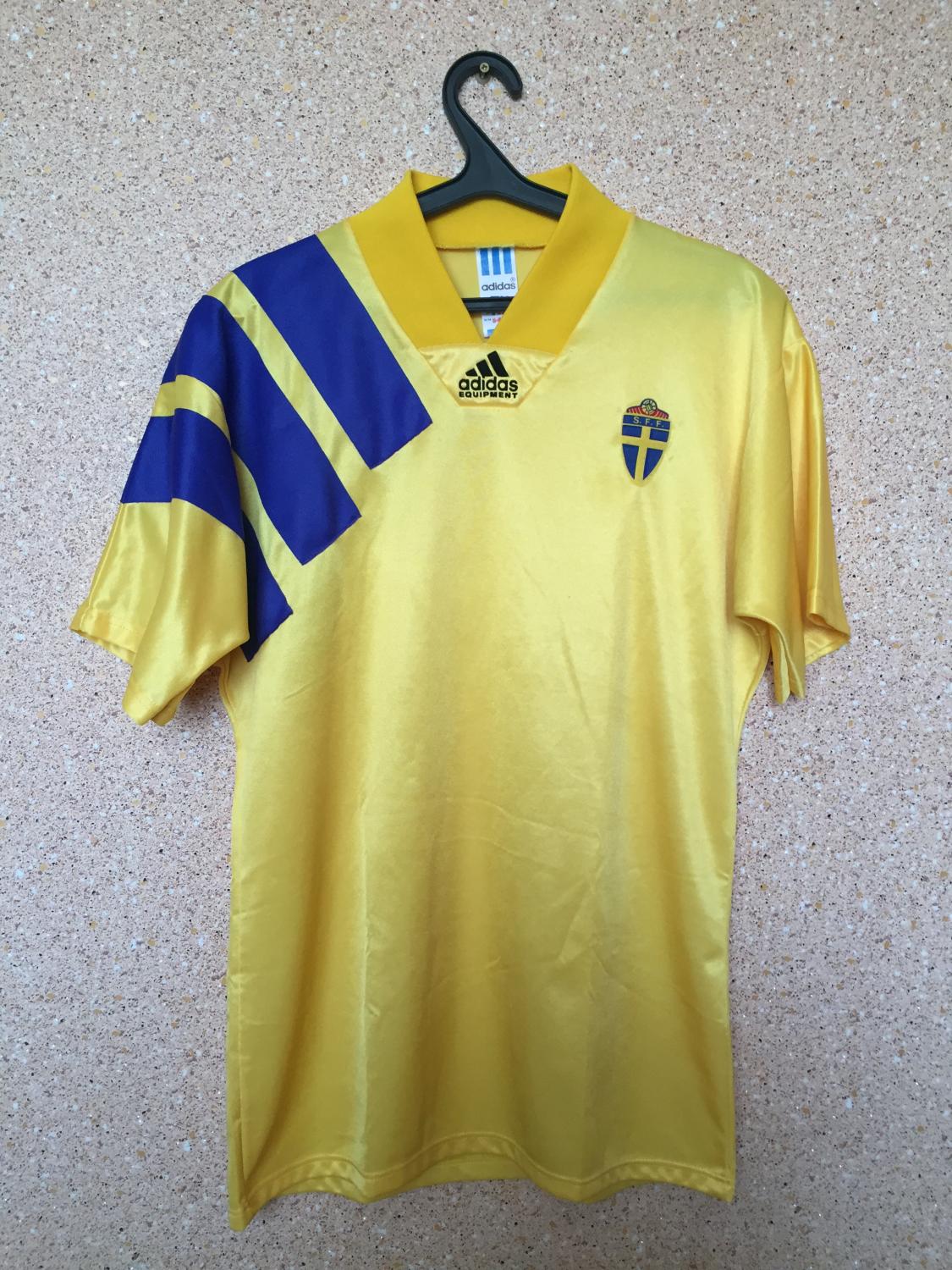 maillot de suède domicile 1991-1993 rétro