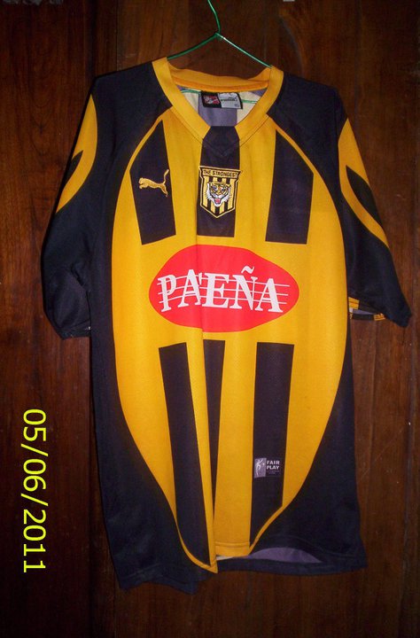 maillot de the strongest domicile 2005-2006 rétro