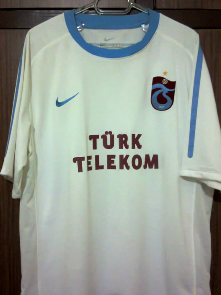 maillot de trabzonspor exterieur 2011-2012 rétro