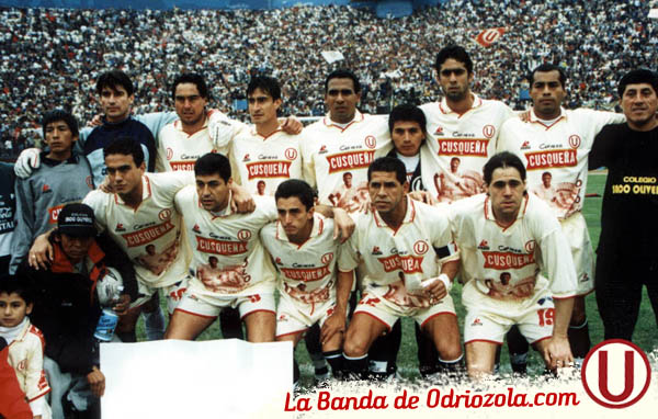 maillot de universitario domicile 2001-2002 rétro