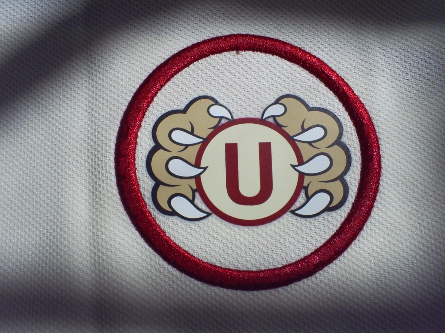 maillot de universitario domicile 2012-2013 rétro maillot de universitario domicile 2012-2013 rétro