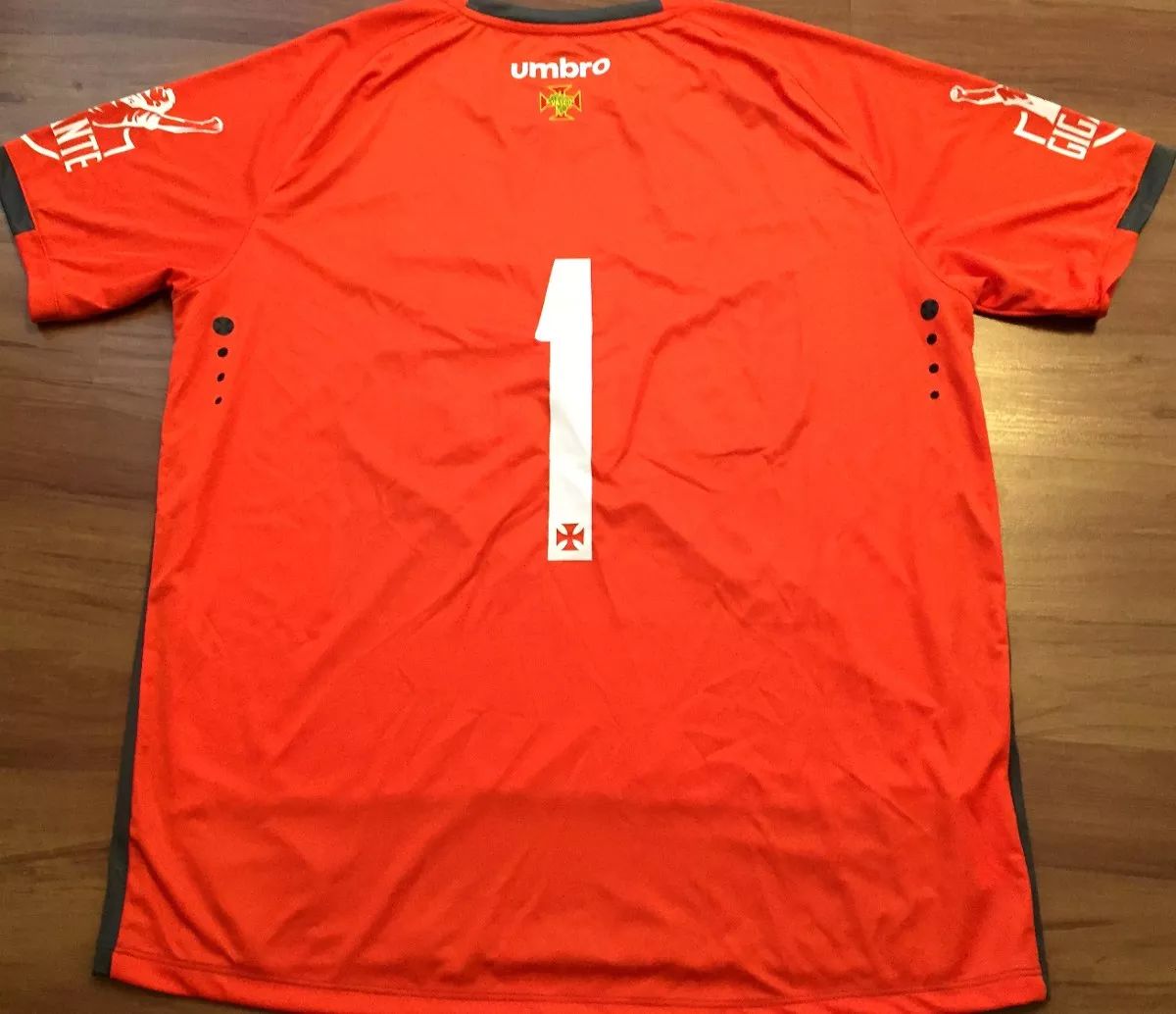 maillot de vasco da gama gardien 2016-2017 rétro maillot de vasco da gama gardien 2016-2017 rétro