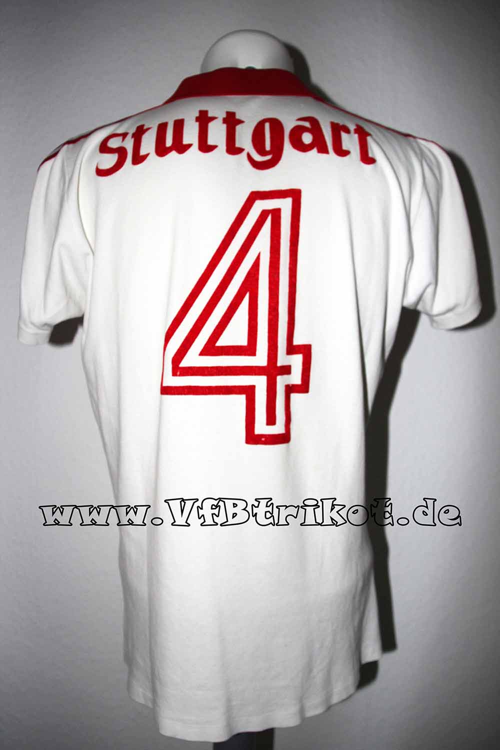 maillot de vfb stuttgart domicile 1981-1982 rétro