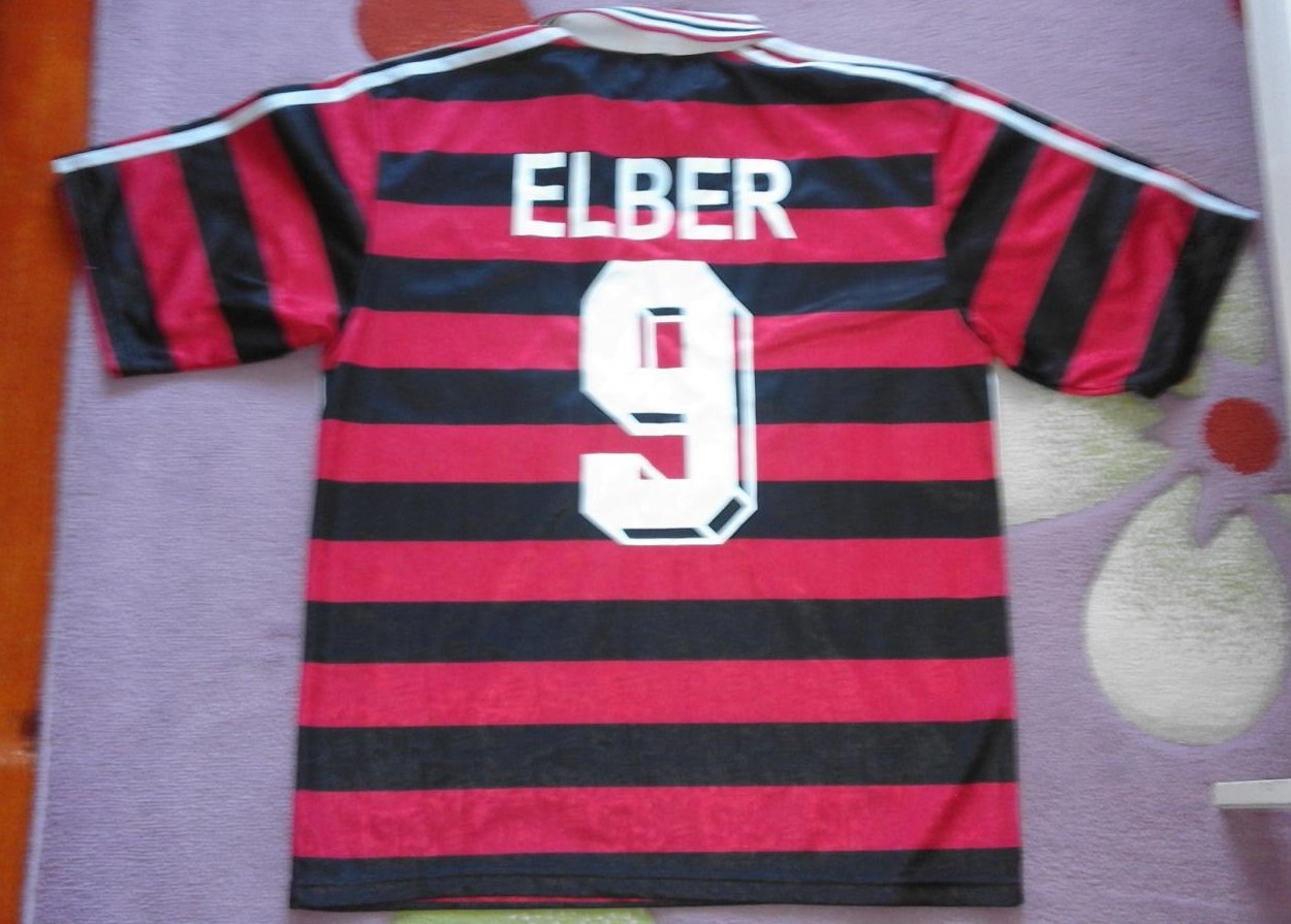 maillot de vfb stuttgart exterieur 1999-2000 pas cher maillot de vfb stuttgart exterieur 1999-2000 pas cher