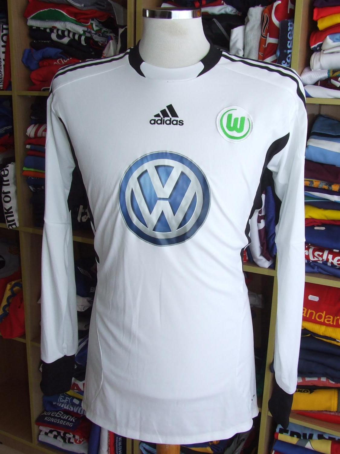 maillot de vfl wolfsbourg exterieur 2011-2012 rétro