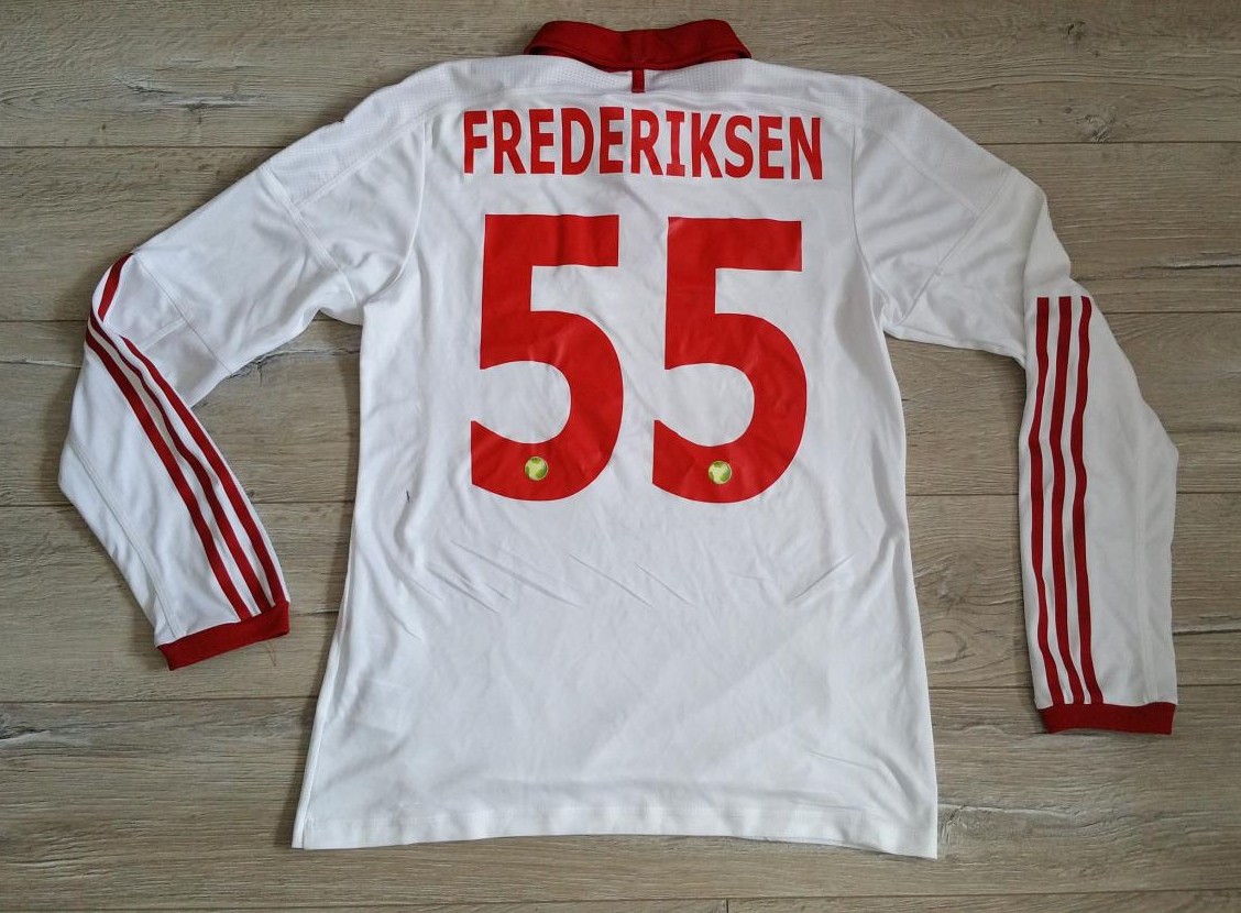 maillot de wisła kraków exterieur 2012-2013 rétro maillot de wisła kraków exterieur 2012-2013 rétro