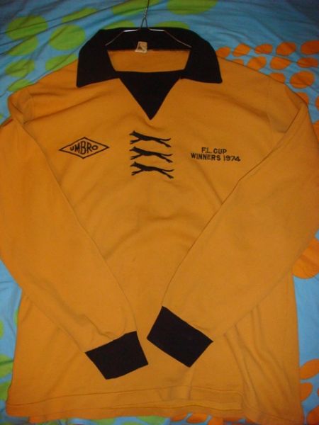 maillot de wolverhampton wanderers domicile 1974-1975 pas cher