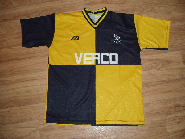 maillot de wycombe wanderers exterieur 1997-1998 rétro