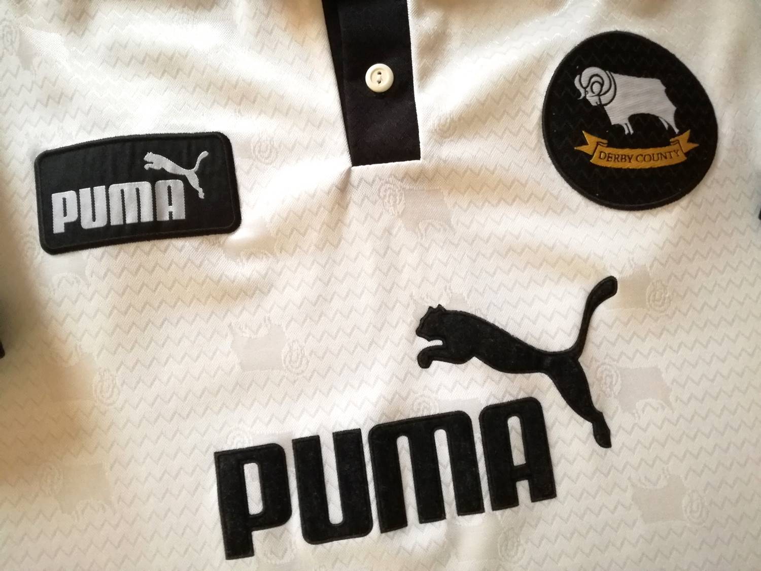 maillot derby county fc domicile 1997-1998 pas cher maillot derby county fc domicile 1997-1998 pas cher