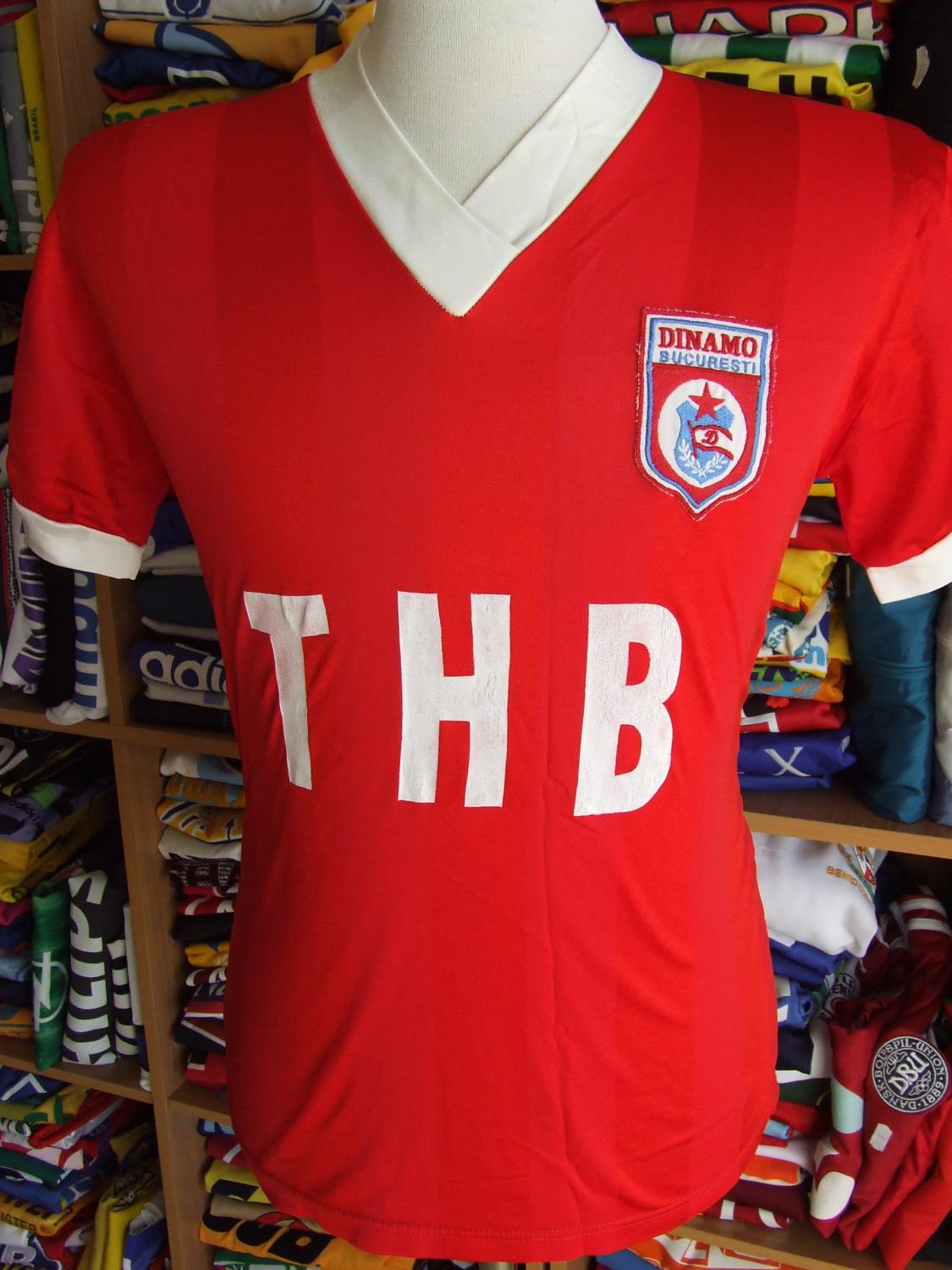 maillot dinamo bucarest domicile 1990-1991 pas cher