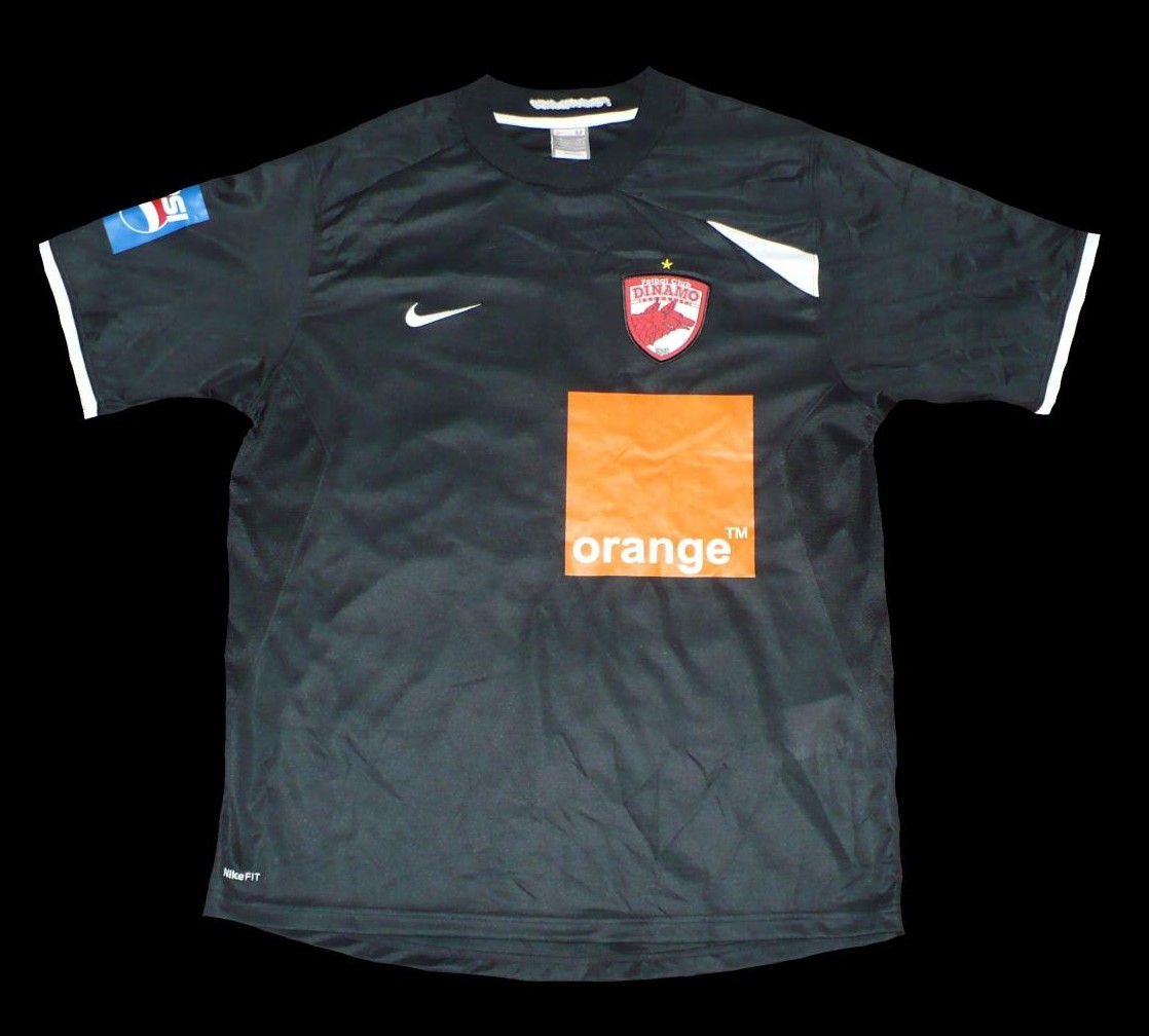 maillot dinamo bucarest third 2008-2009 pas cher