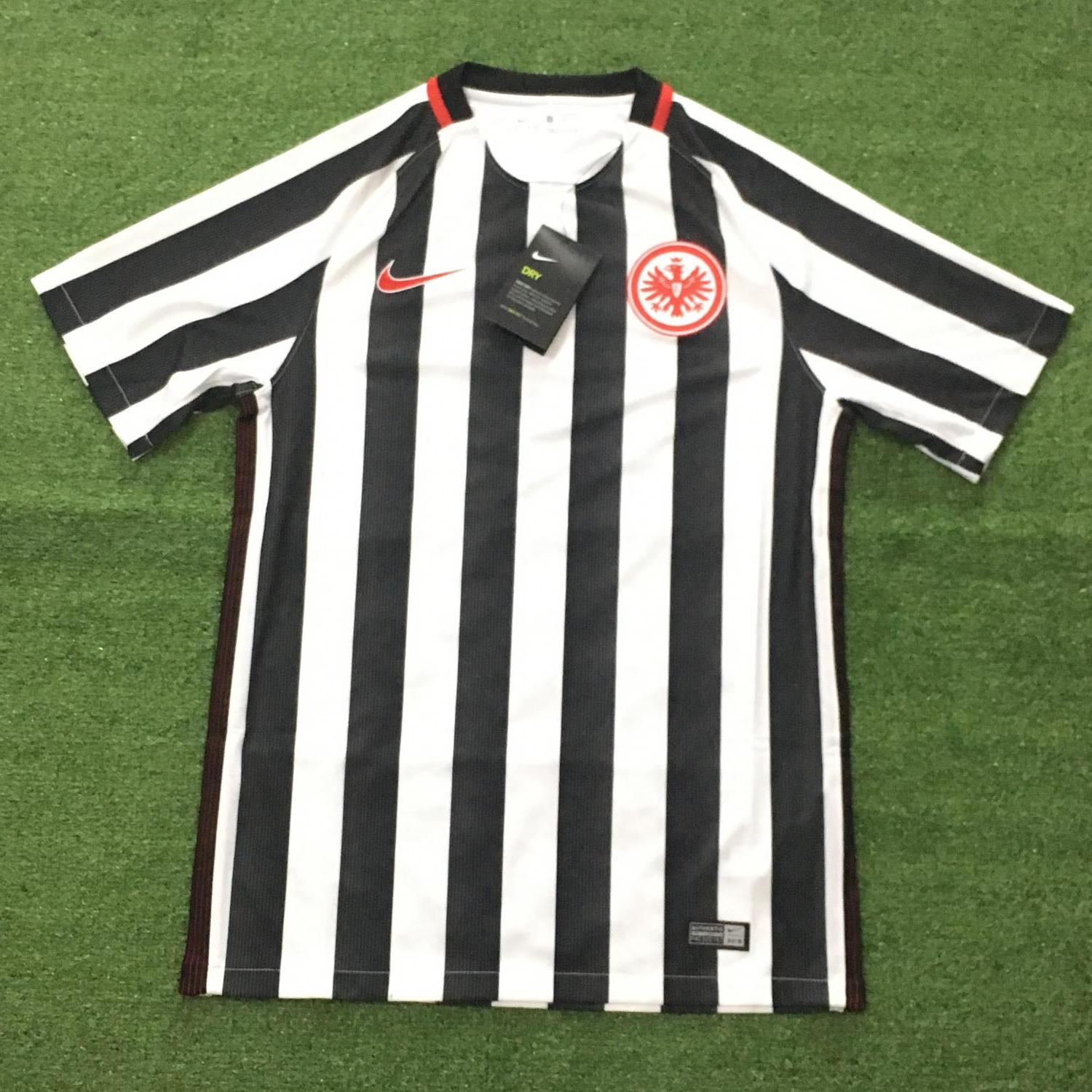 maillot eintracht francfort domicile 2016-2017 pas cher