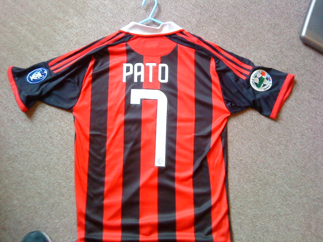 maillot équipe de ac milan particulier 2009-2010 pas cher maillot équipe de ac milan particulier 2009-2010 pas cher