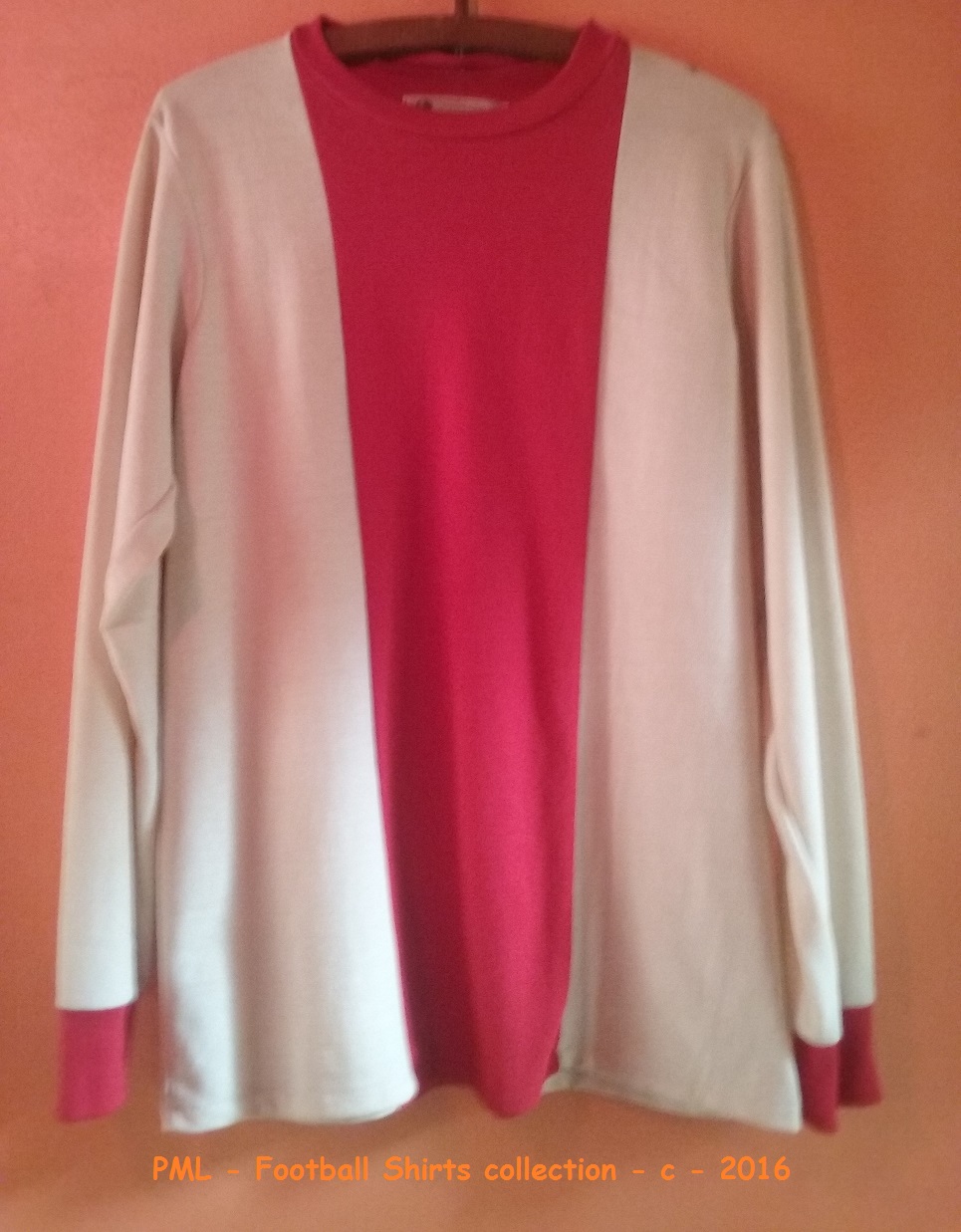 maillot équipe de ajax amsterdam réplique 1969-1970 pas cher maillot équipe de ajax amsterdam réplique 1969-1970 pas cher