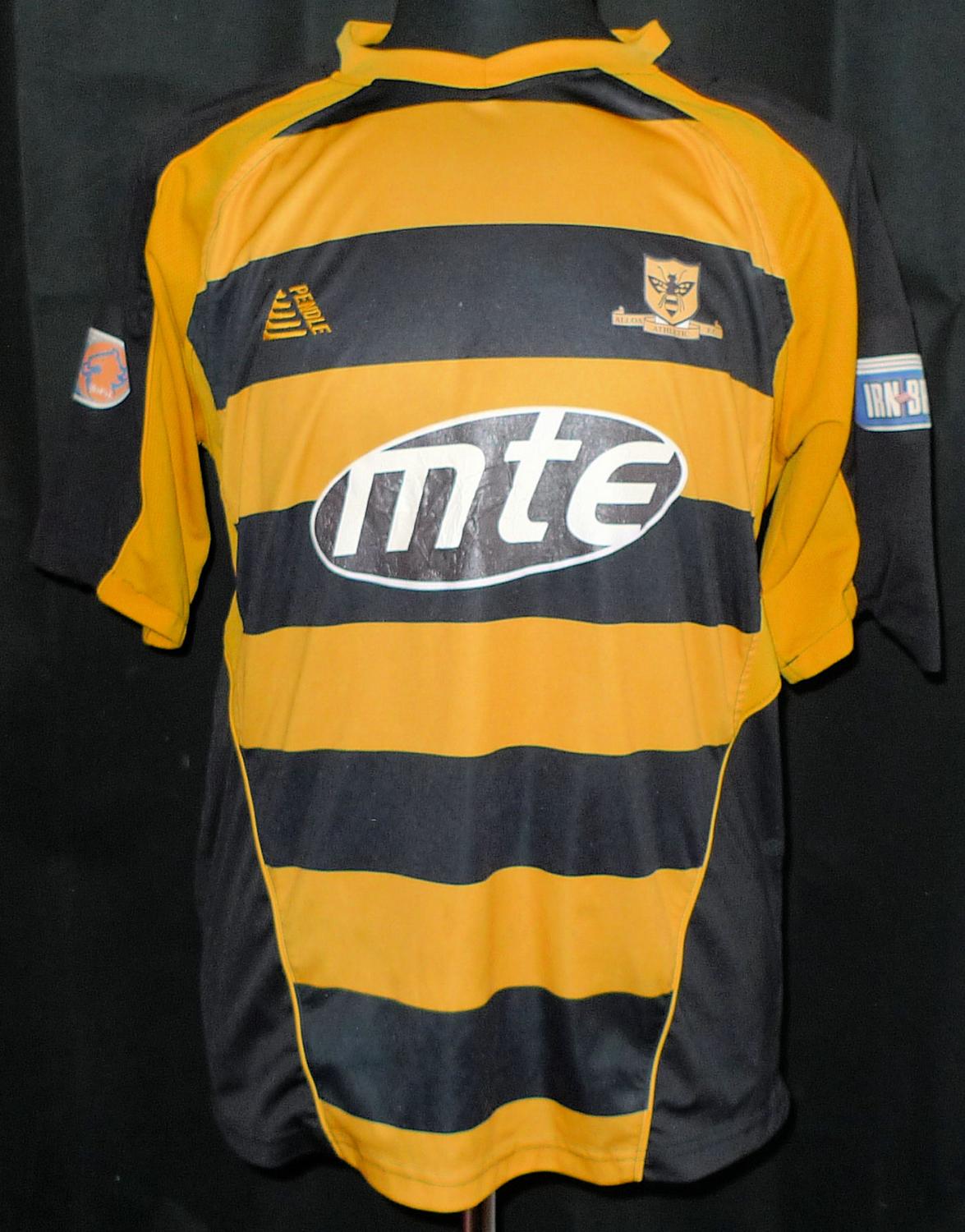 maillot équipe de alloa athletic domicile 2008-2010 rétro