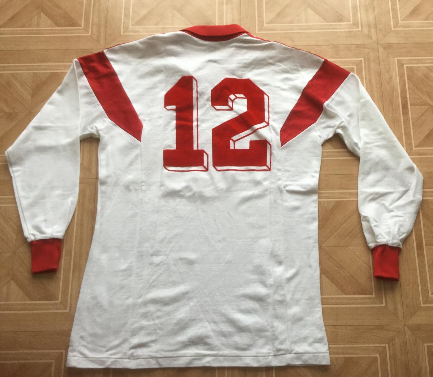 maillot équipe de bayer leverkusen exterieur 1986-1987 rétro maillot équipe de bayer leverkusen exterieur 1986-1987 rétro