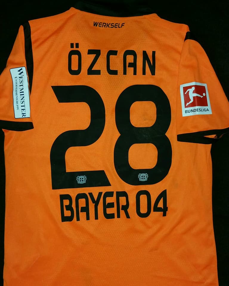maillot équipe de bayer leverkusen gardien 2017-2018 rétro