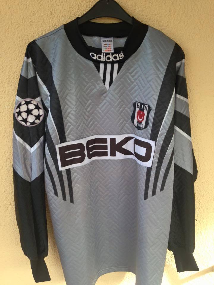 maillot équipe de beşiktaş jk gardien 1997-1998 rétro