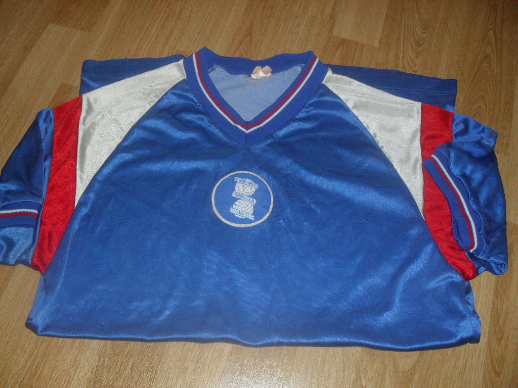 maillot équipe de birmingham city fc domicile 1985-1986 rétro maillot équipe de birmingham city fc domicile 1985-1986 rétro