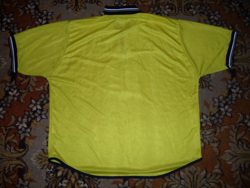 maillot équipe de birmingham city fc exterieur 2001-2002 rétro maillot équipe de birmingham city fc exterieur 2001-2002 rétro