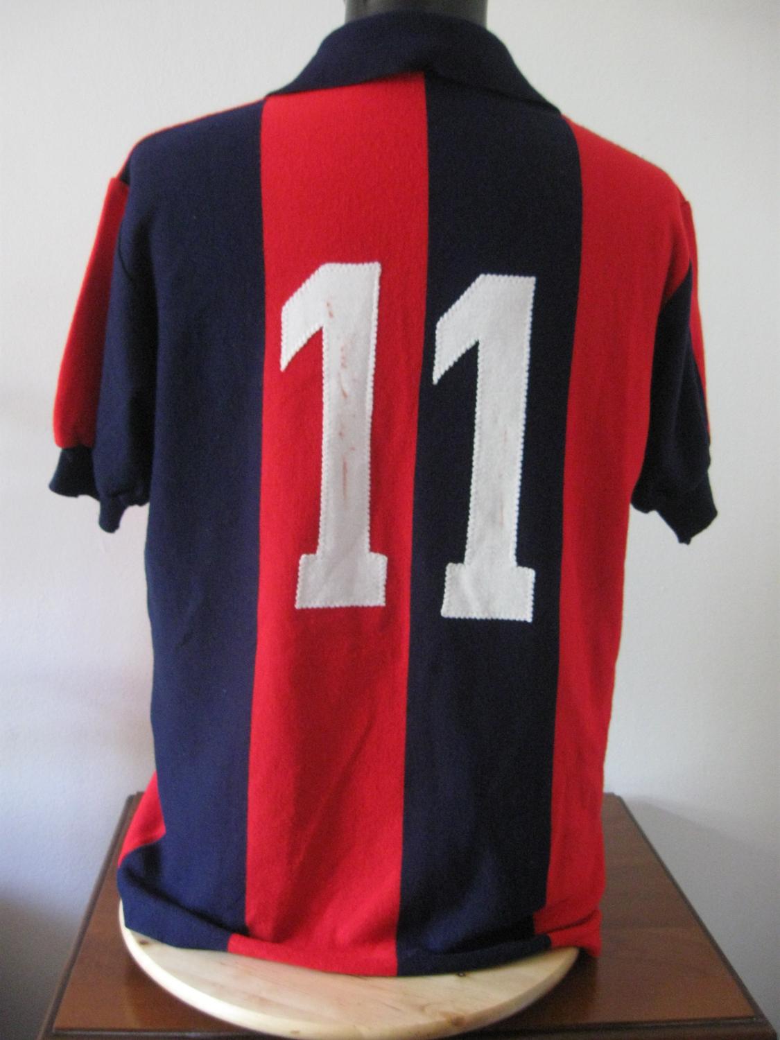 maillot équipe de bologne fc domicile 1985-1986 rétro maillot équipe de bologne fc domicile 1985-1986 rétro