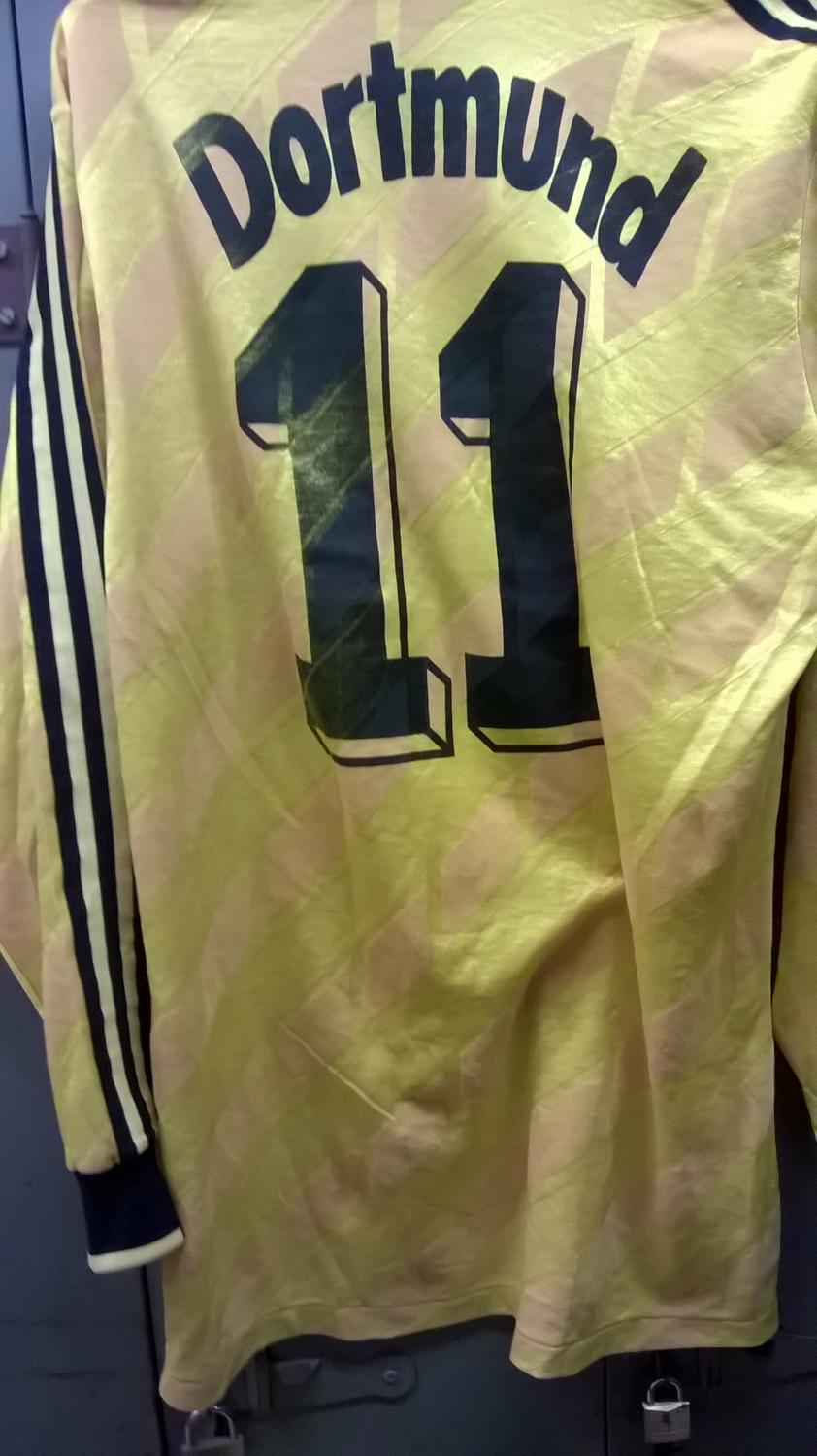 maillot équipe de borussia dortmund domicile 1988 rétro maillot équipe de borussia dortmund domicile 1988 rétro