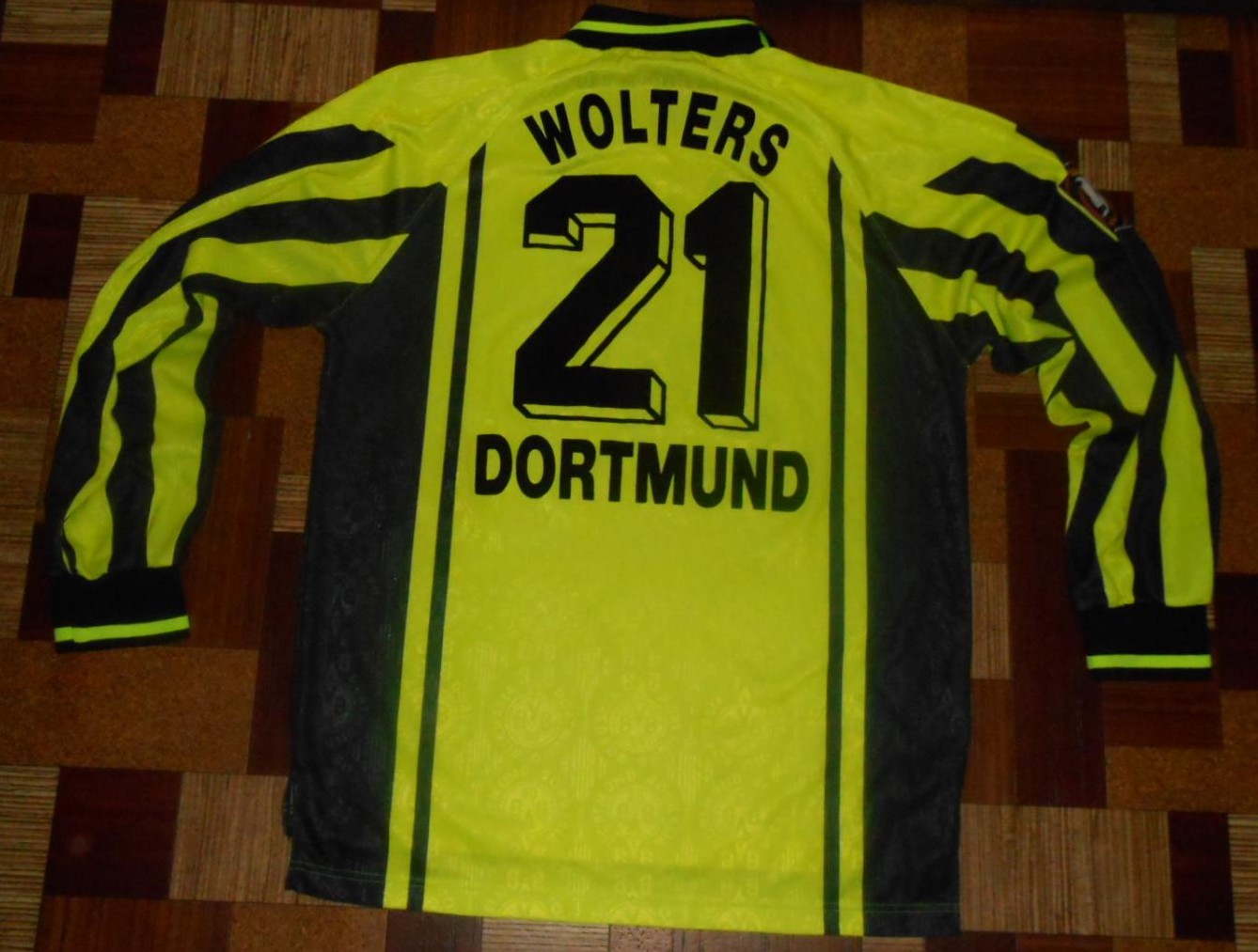 maillot équipe de borussia dortmund domicile 1996-1997 rétro maillot équipe de borussia dortmund domicile 1996-1997 rétro