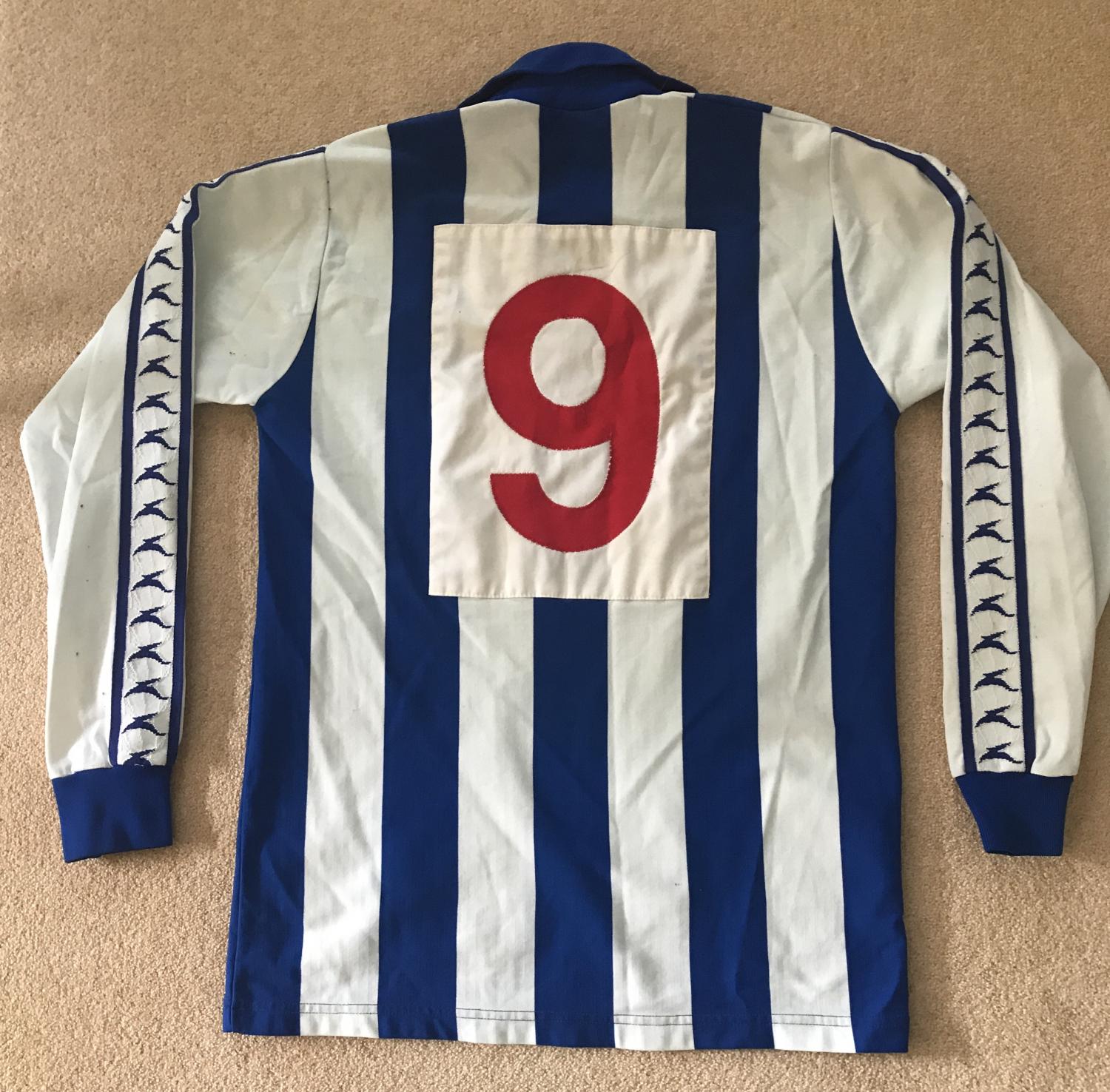 maillot équipe de brighton and hove albion domicile 1977-1978 rétro maillot équipe de brighton and hove albion domicile 1977-1978 rétro