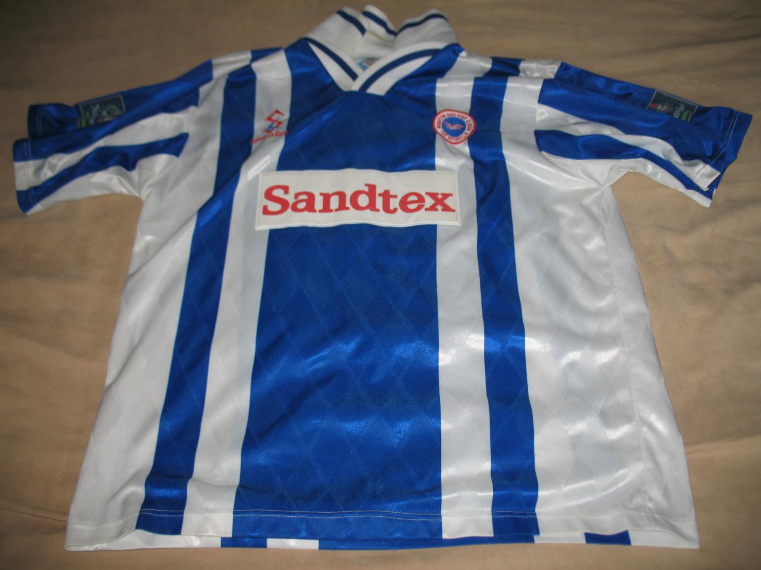maillot équipe de brighton and hove albion domicile 1997-1998 pas cher