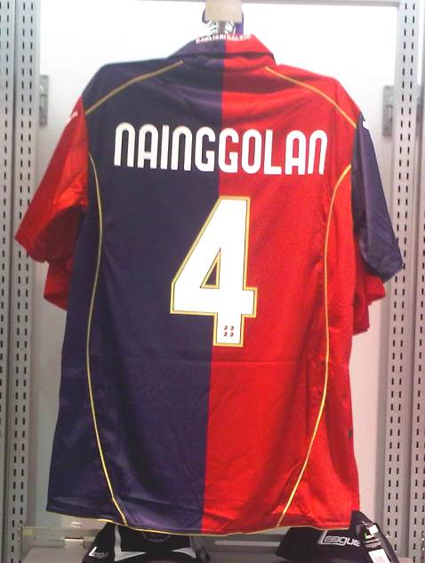 maillot équipe de cagliari calcio domicile 2010-2011 rétro maillot équipe de cagliari calcio domicile 2010-2011 rétro